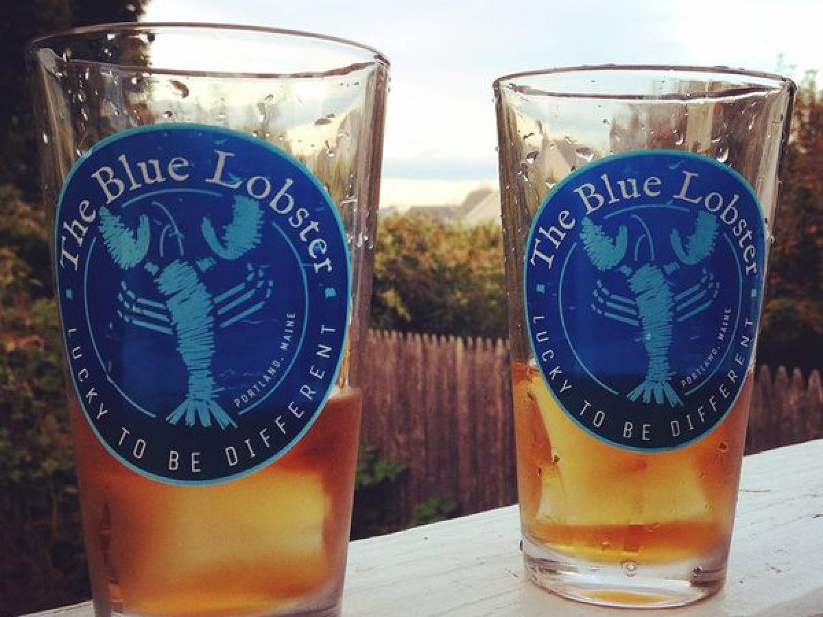 The Blue Lobster pint glasses