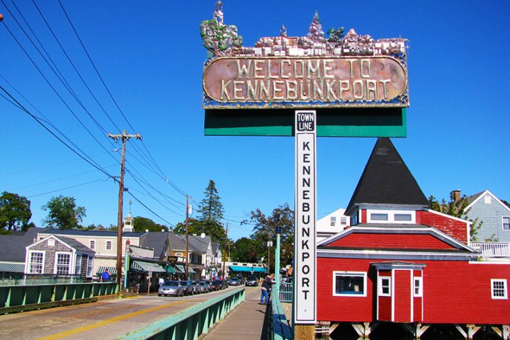Welcome to Kennebunkport sign